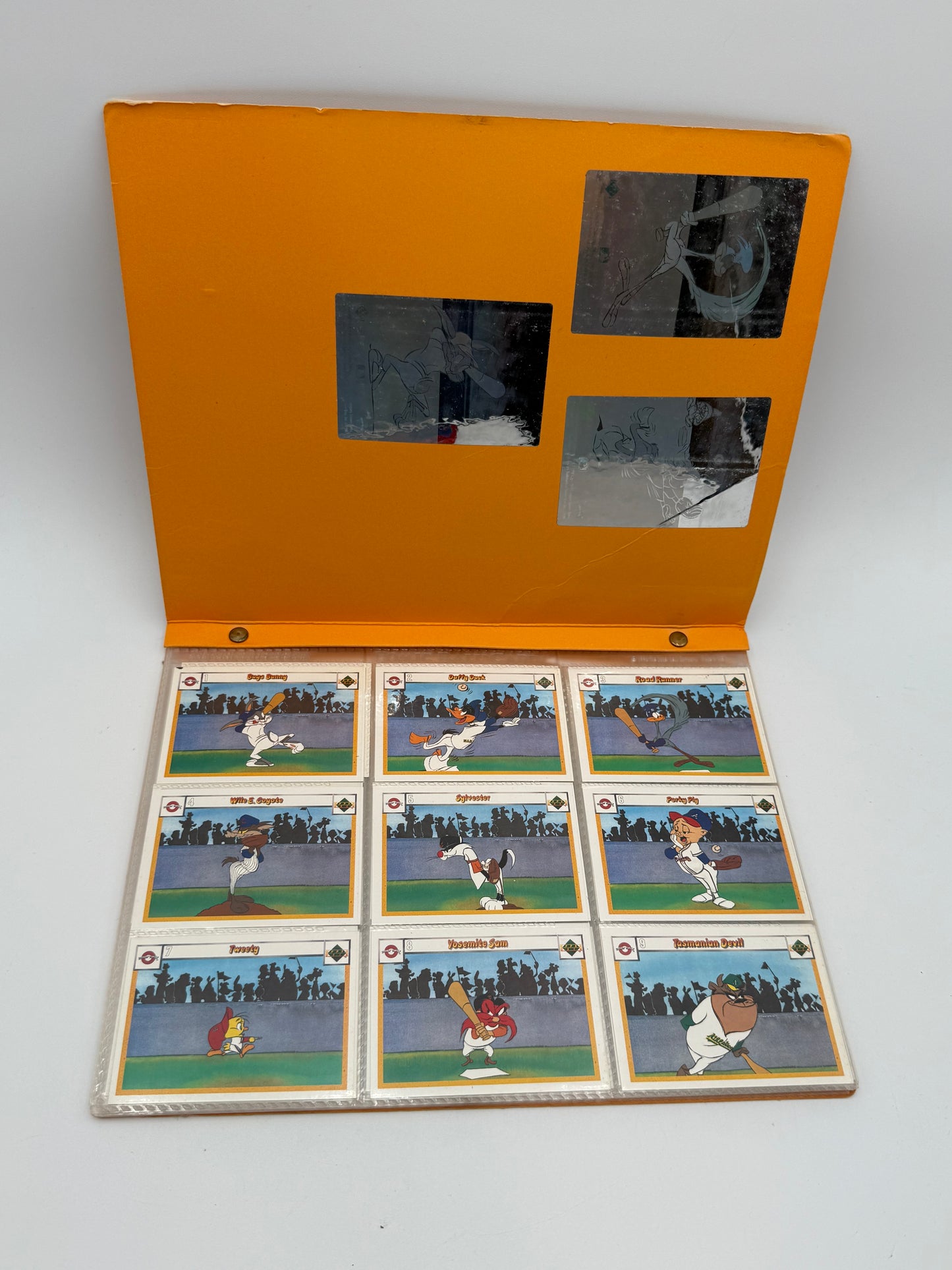 Looney Tunes - Upper Deck - Comic Ball Card Albums - Set of 3 1990 #105567