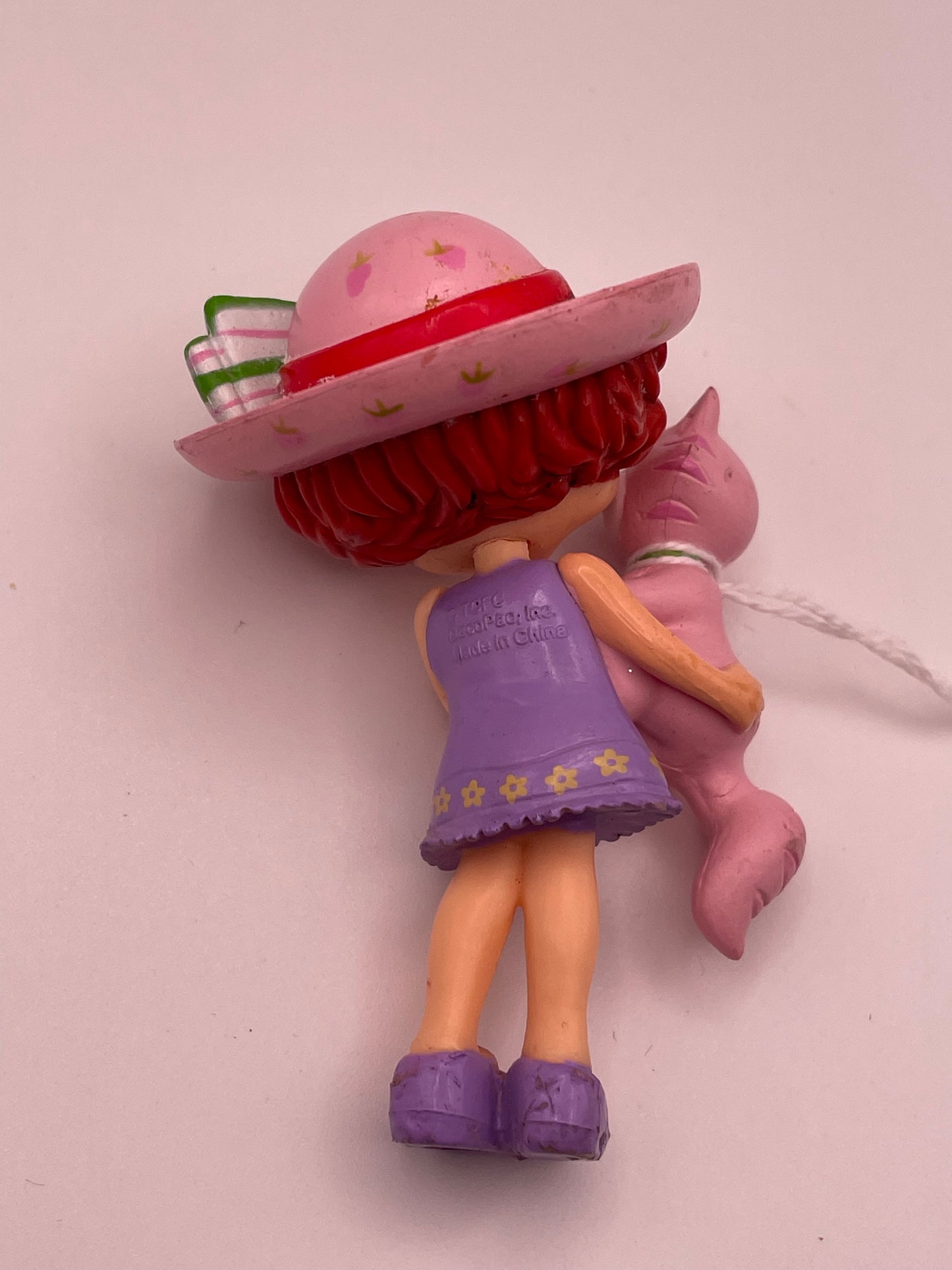Strawberry Shortcake - Figure with Cat 2005 #100816