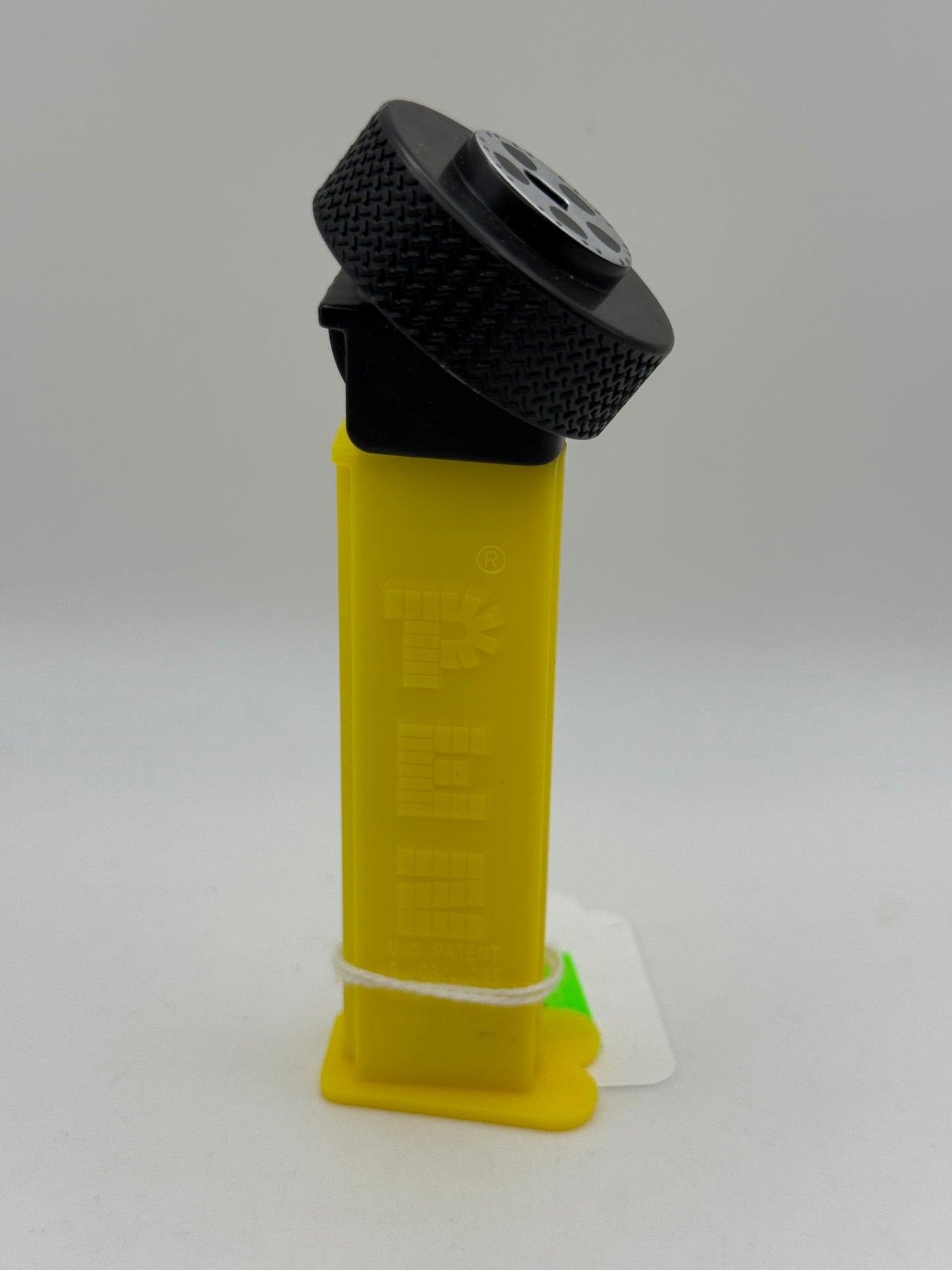 PEZ - Mfg China - Tire Yellow Base #107549