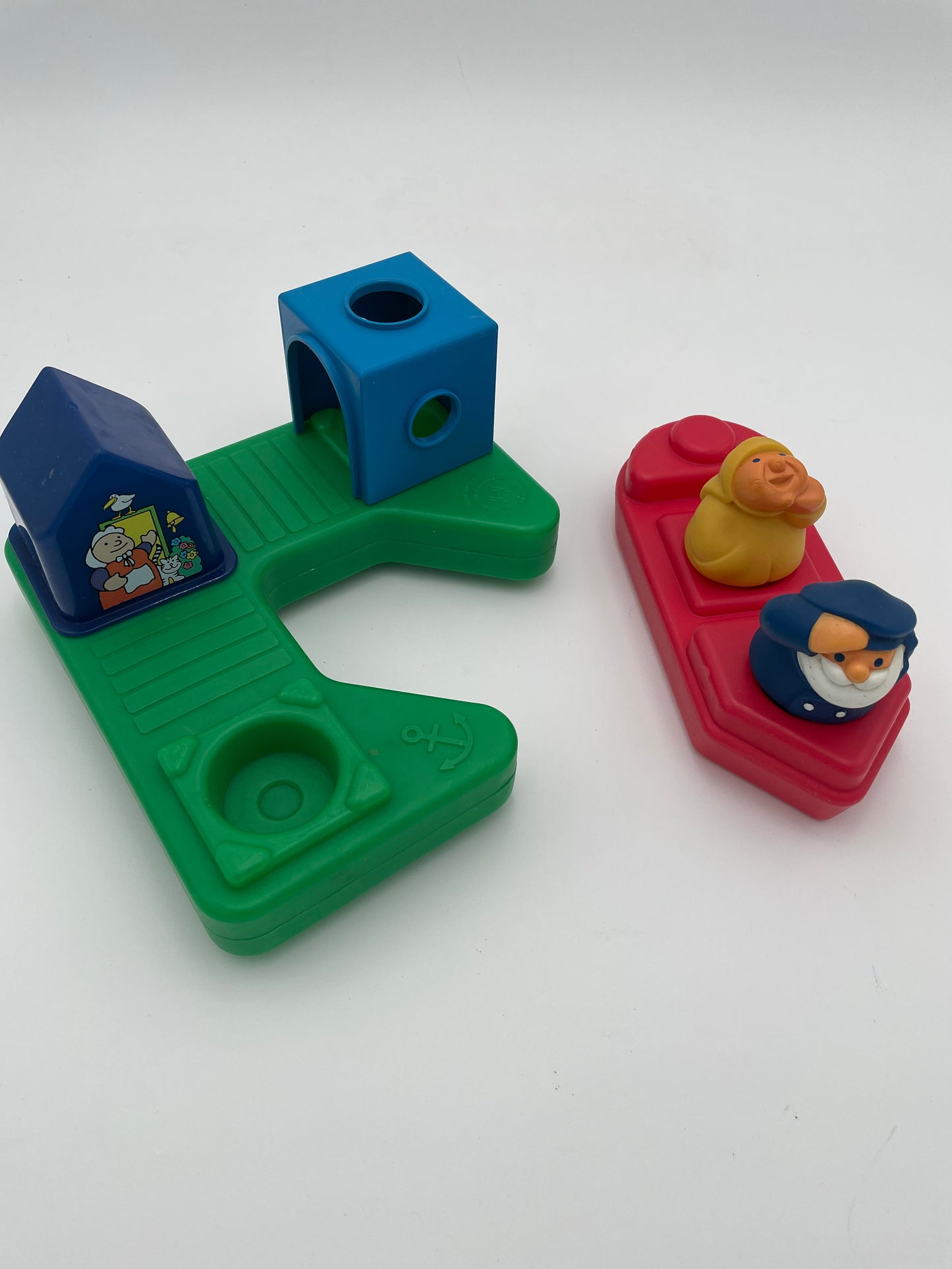 Johnson & Johnson - Boat Dock Bath Toy 1981 #100454