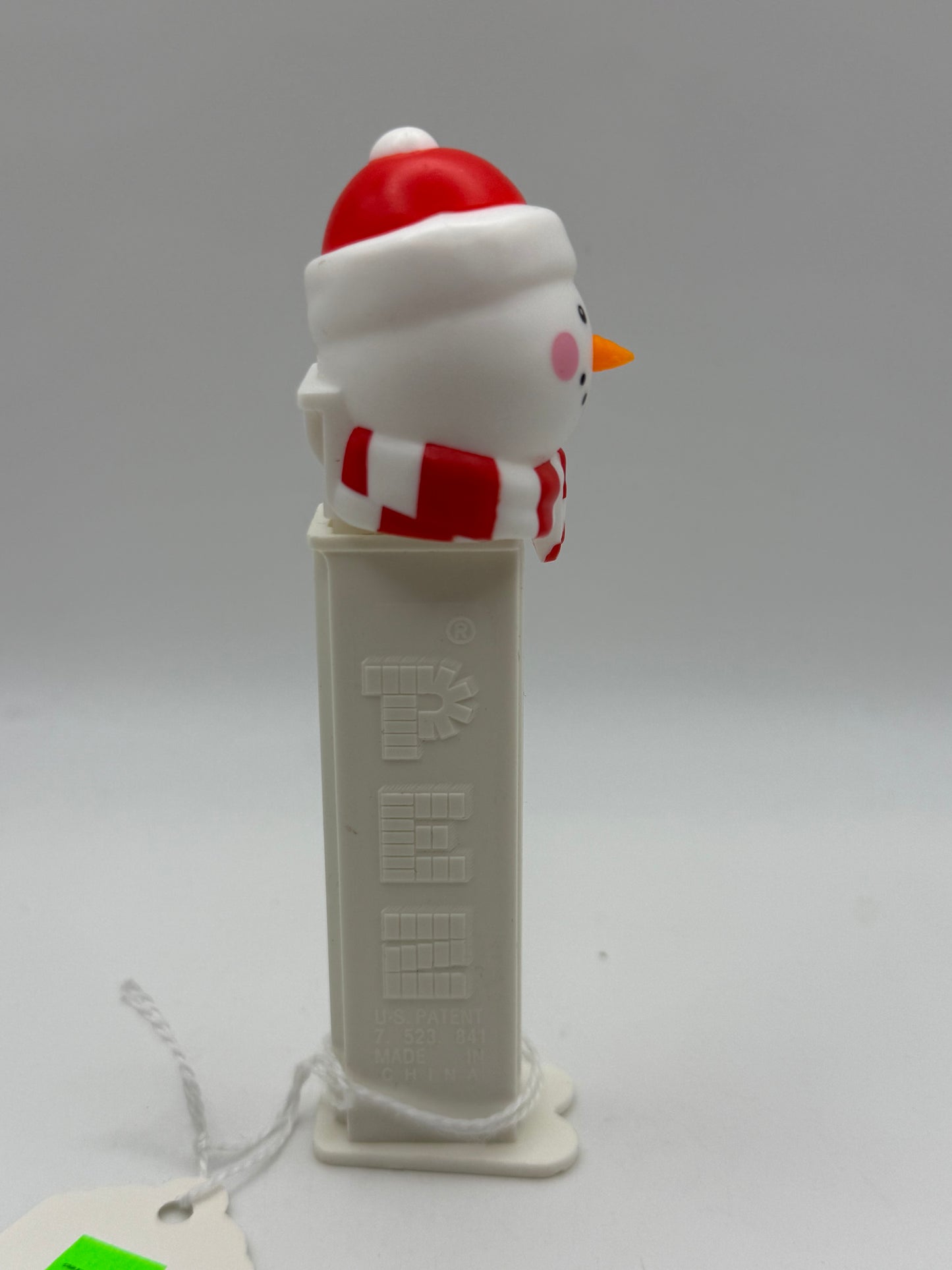 PEZ - Mfg China - Snowman Red White Scarf 2019 #107522