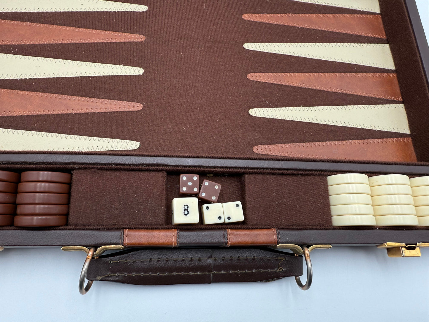 Vintage - Backgammon Suitcase Game #105102