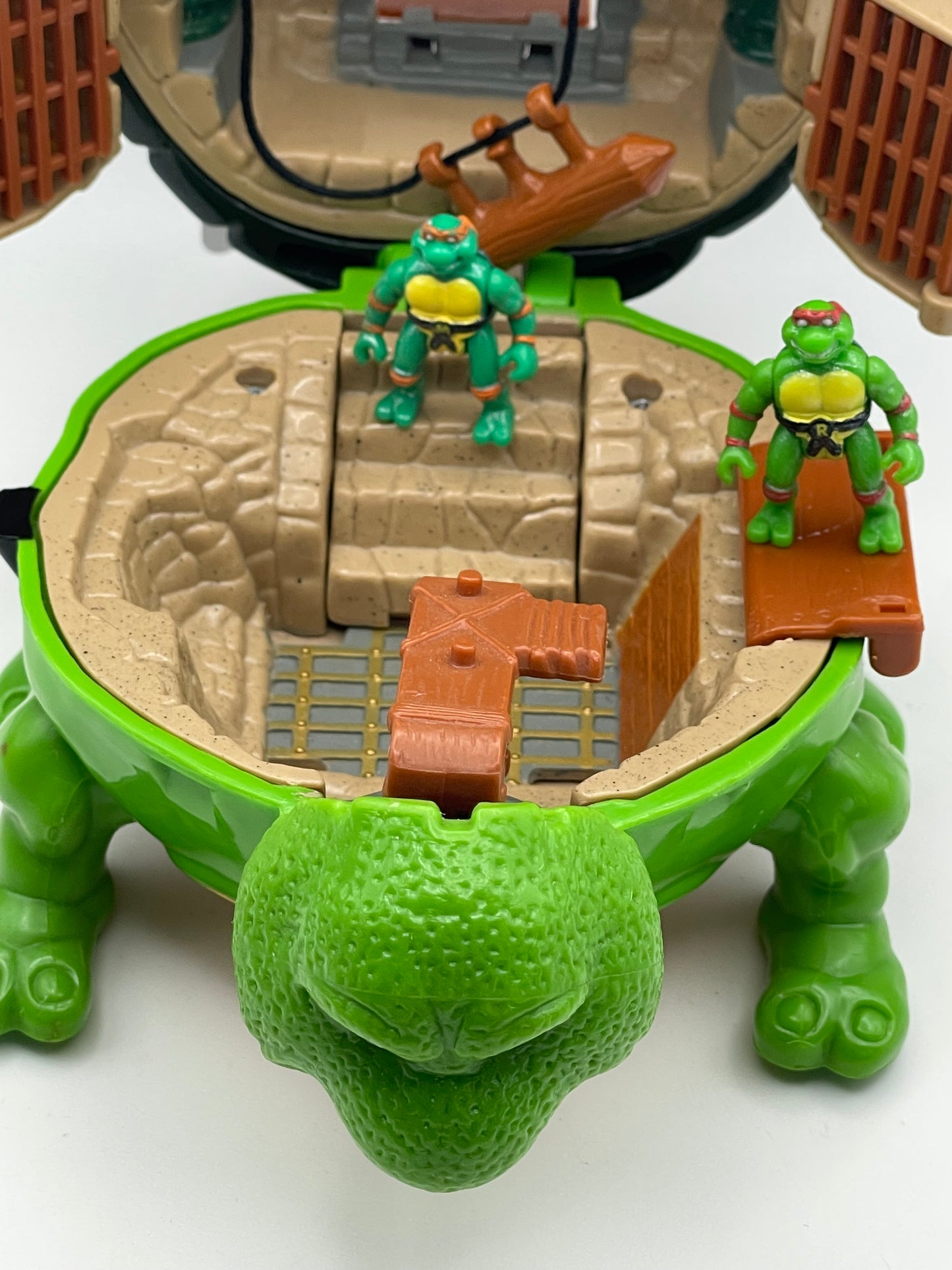 TMNT - Mini Popup Playset - Castle 1994 #102913