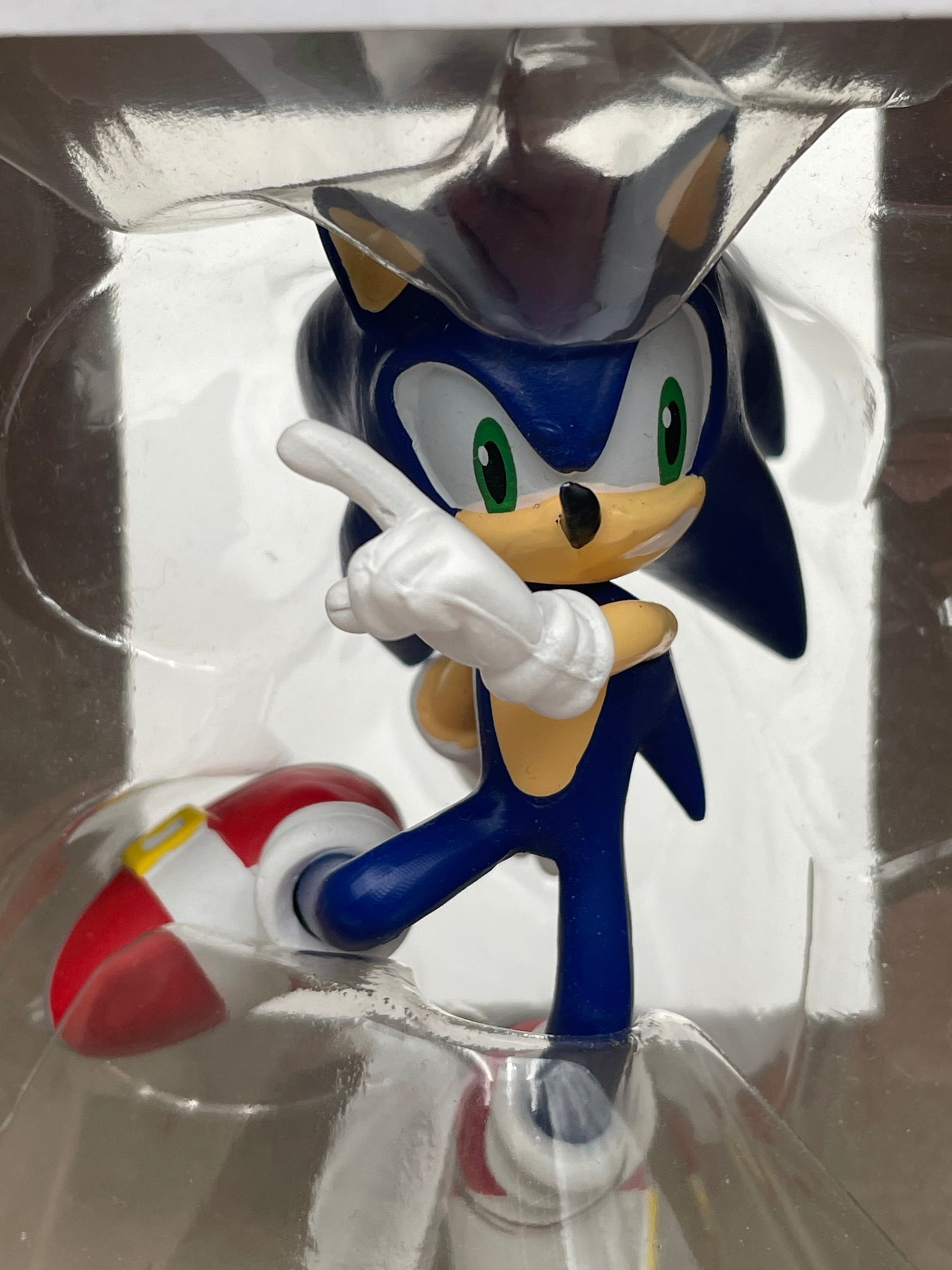 Sonic - Hallmark Ornament - Sonic Figure #104613