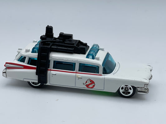 Ghostbusters - Hot Wheels - Ecto 1 - 2009 #102598