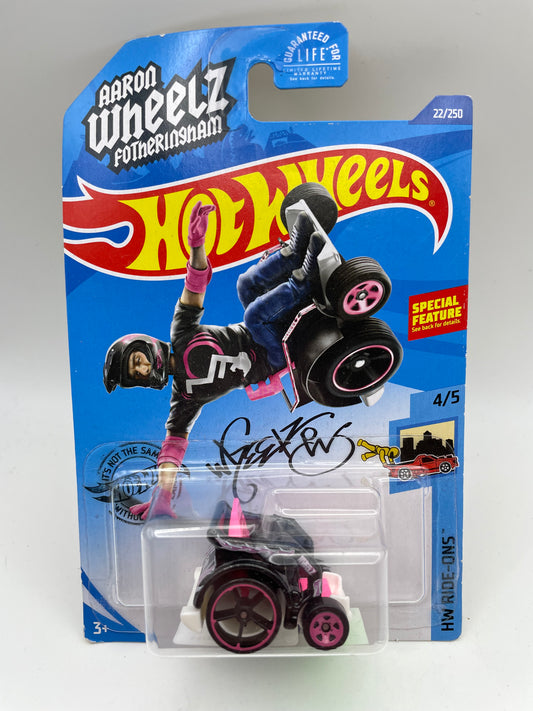 Hot Wheels - Ride Ons #22 4/5 Wheelie Chair Black/Pink 2020 #103221