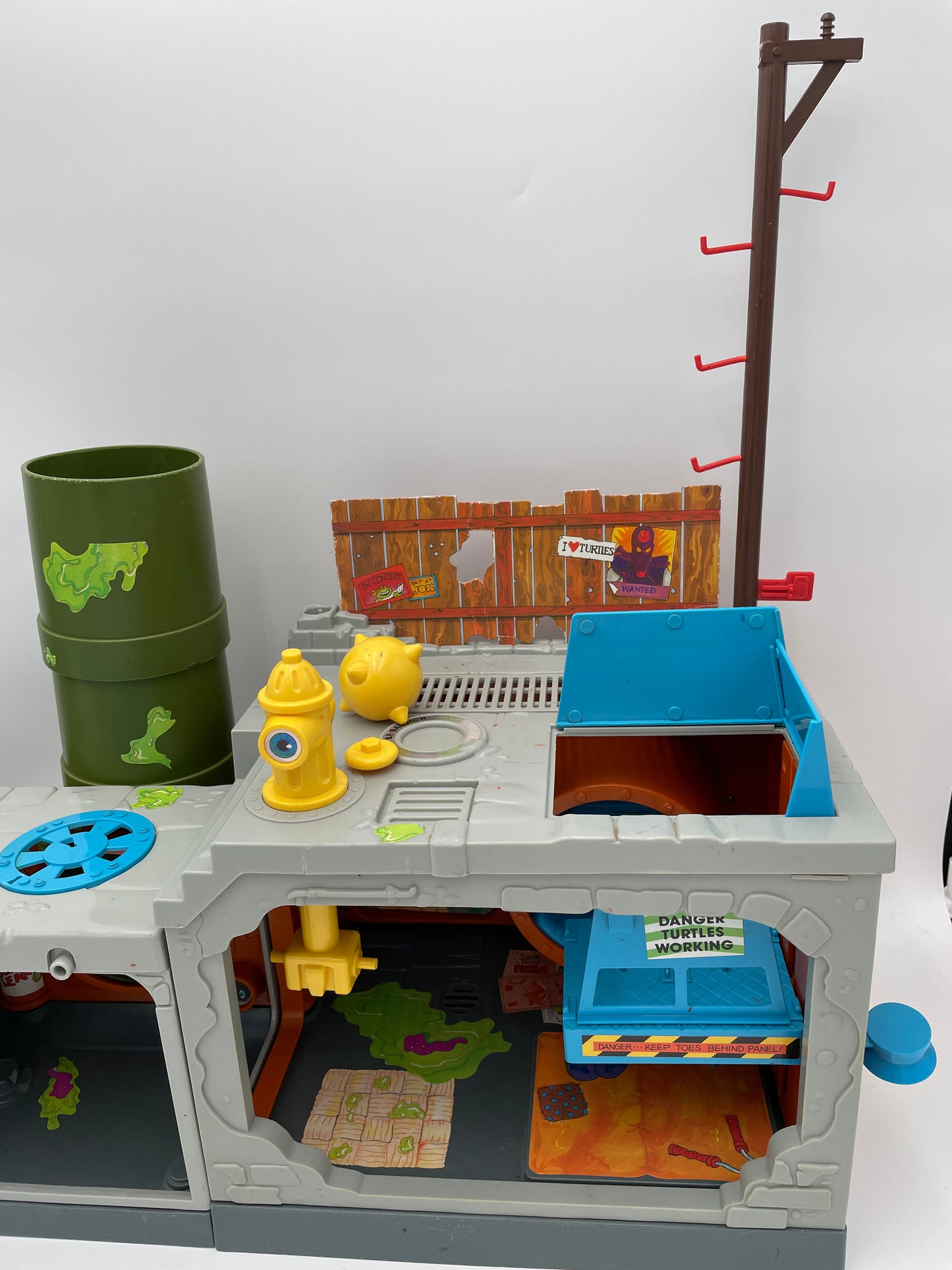 TMNT - Sewer Lair Play Set 1989 #102616
