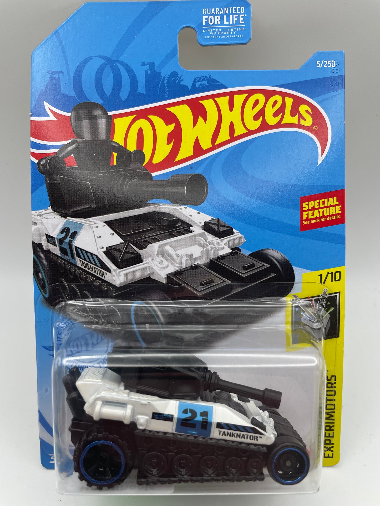 Hot Wheels - Experimotors #5 1/10 Tanknator White 2021 #103188