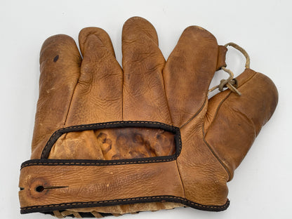 Baseball Glove - Wilson - Frank Demaree 1940s #102569