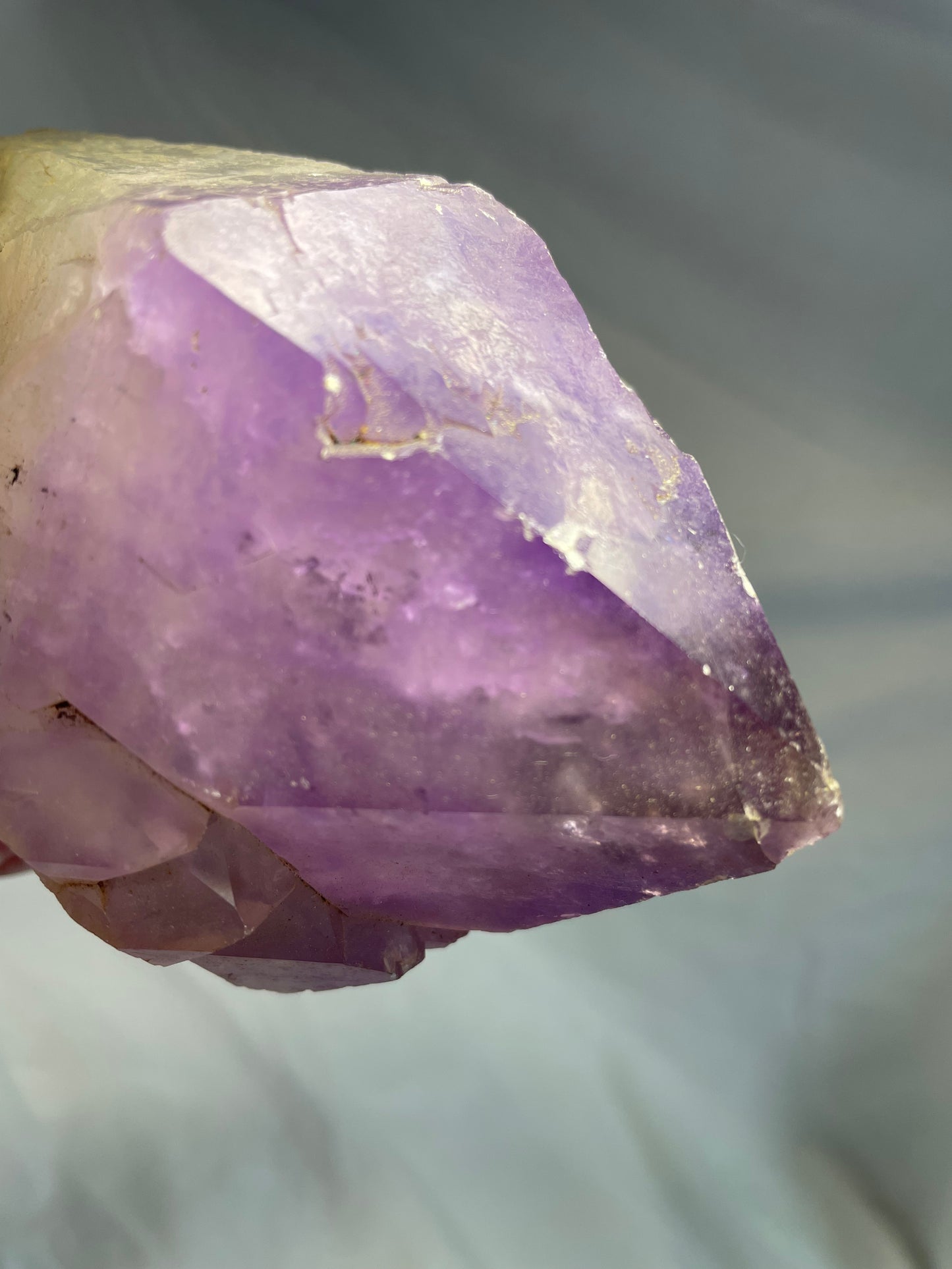 Large Amethyst Point