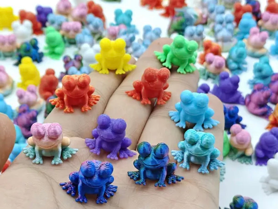Mini Resin / 3D Print - Big Eyed Frogs - Assorted Colors #107190