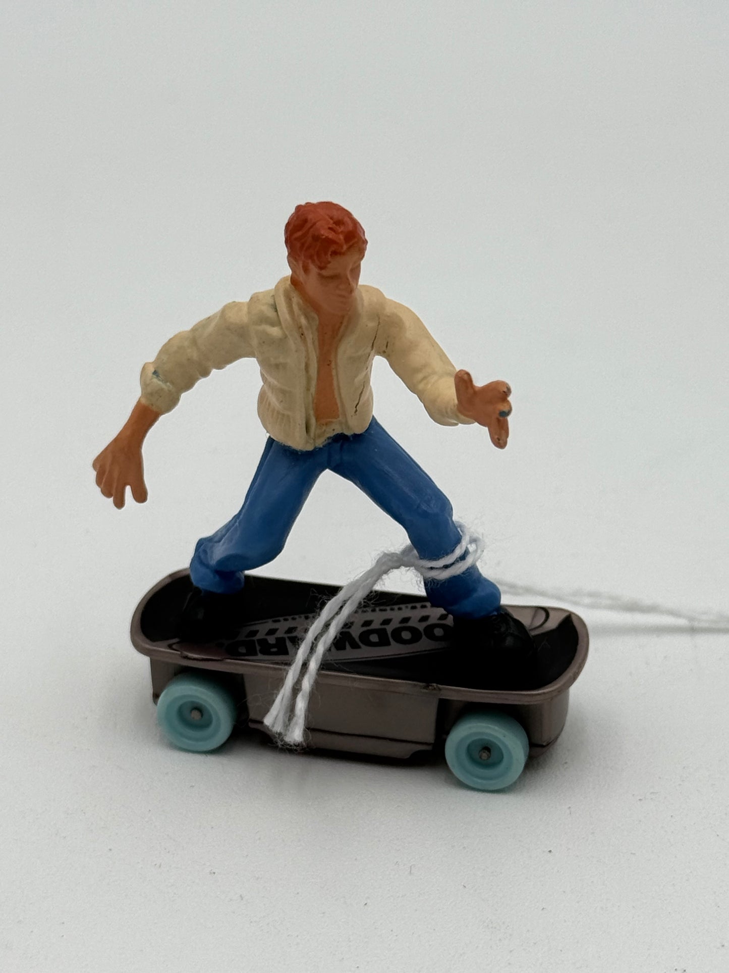 Hot Wheels - Woodward Skateboard - Magnetic Skate Freak - Beige Coat 2006 #105263