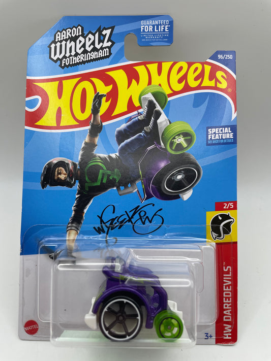 Hot Wheels - Daredevils #96 2/5 Wheelie Chair Purple/Green 2022 #103184