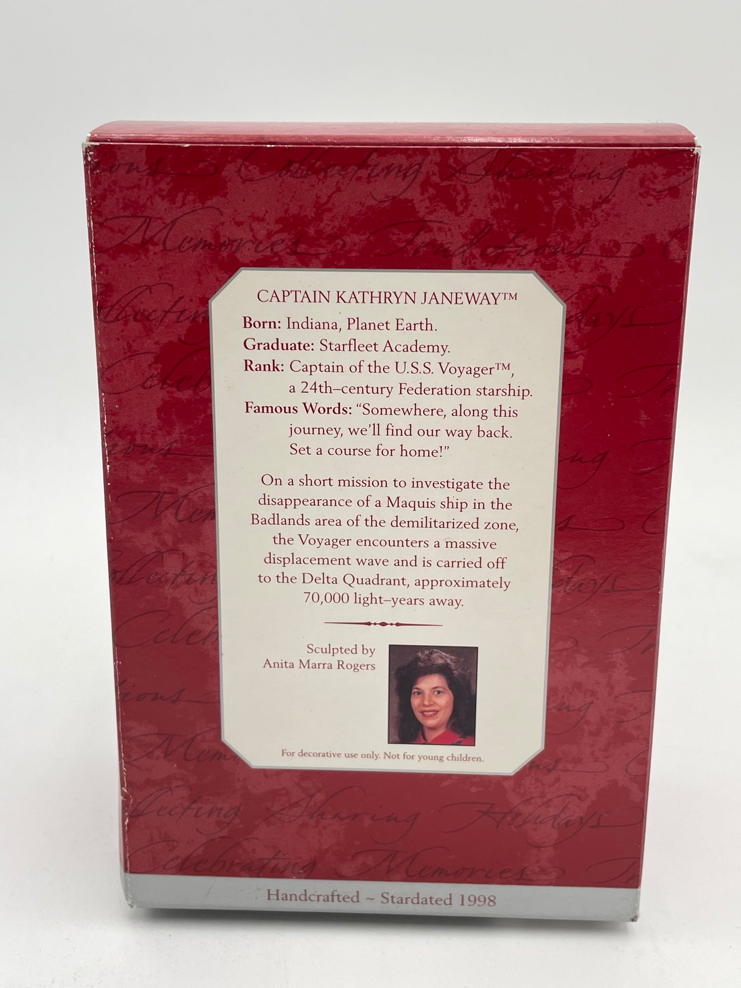 Star Trek - Hallmark Ornament - Captain Kathryn Janeway 1998 #104517