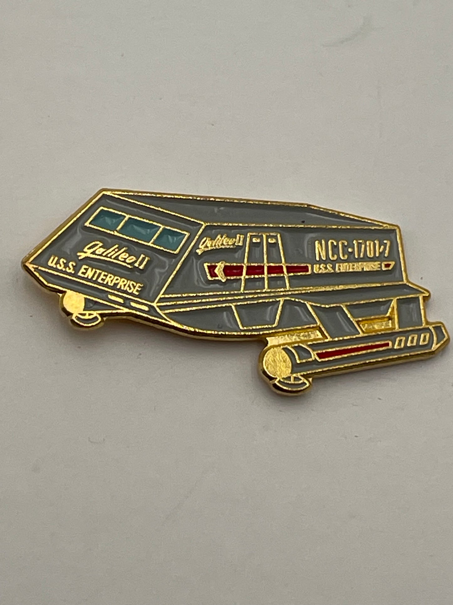 Star Trek - Metal Enamel Shuttlecraft Pin 2016 #104506