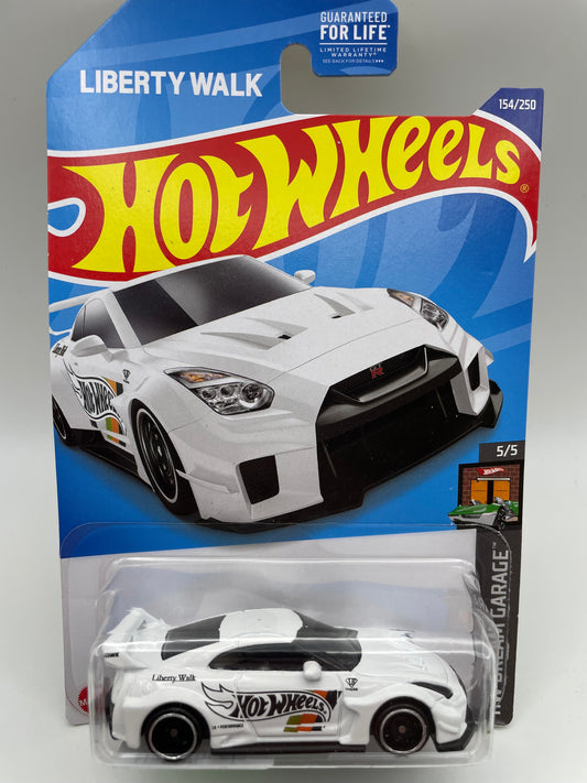 Hot Wheels - Dream Garage #154 5/5 LB Silhouette Works GT Nissan 2020 #103129