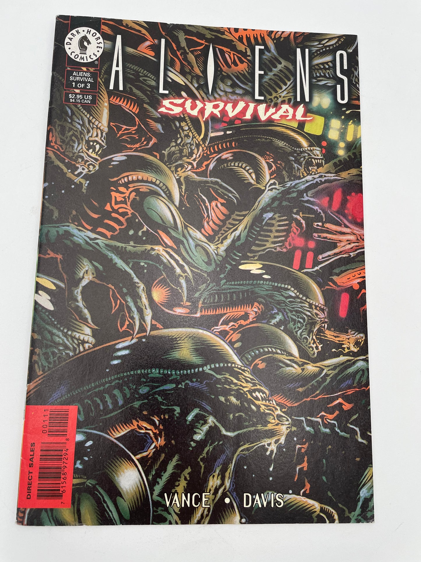Dark Horse Comics - Aliens - Survival #1 of 3 February 1998 #102398