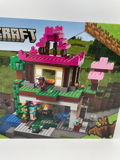 LEGO 21183 - Minecraft - The Training Ground 2022 #102476