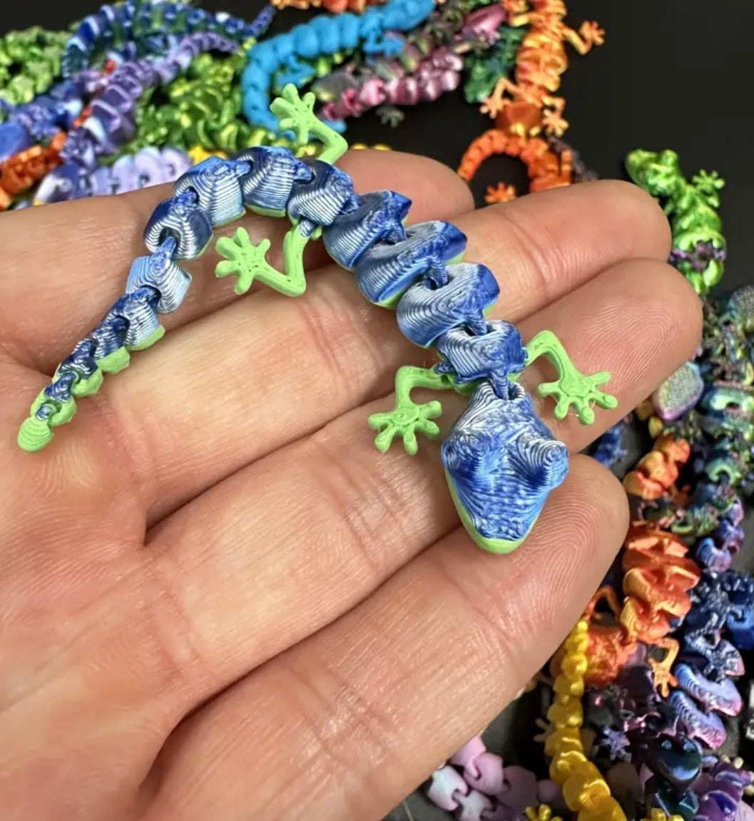 Small Resin / 3D Print - Articulated  - Geckos - Assorted Styles & Colors #107217