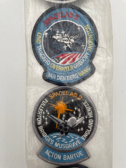 Kennedy Space Center - 10 Flights Challenger Emblem Collection 1986 #103540