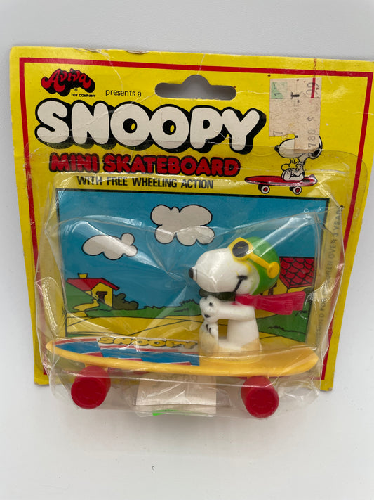 Snoopy - Skateboard - Yellow 1971 #104762