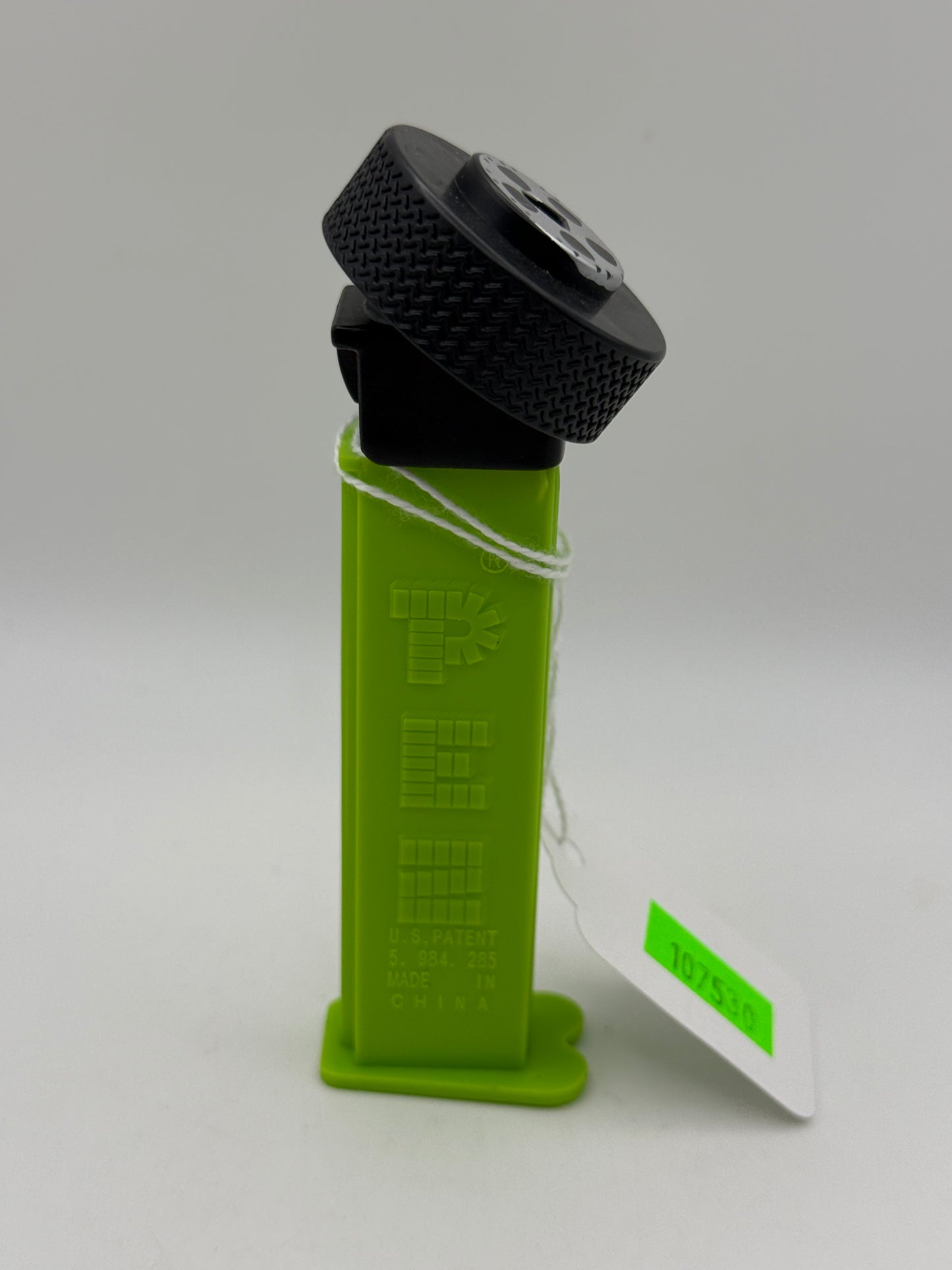 PEZ - Mfg China - Tire Lime Green Base #107530