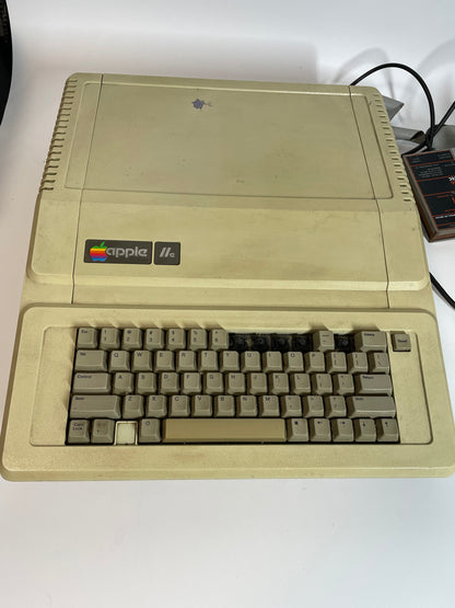 Vintage Apple IIe Computer “As Is”