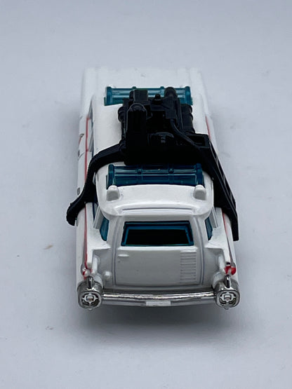 Ghostbusters - Hot Wheels - Ecto 1 - 2009 #102598