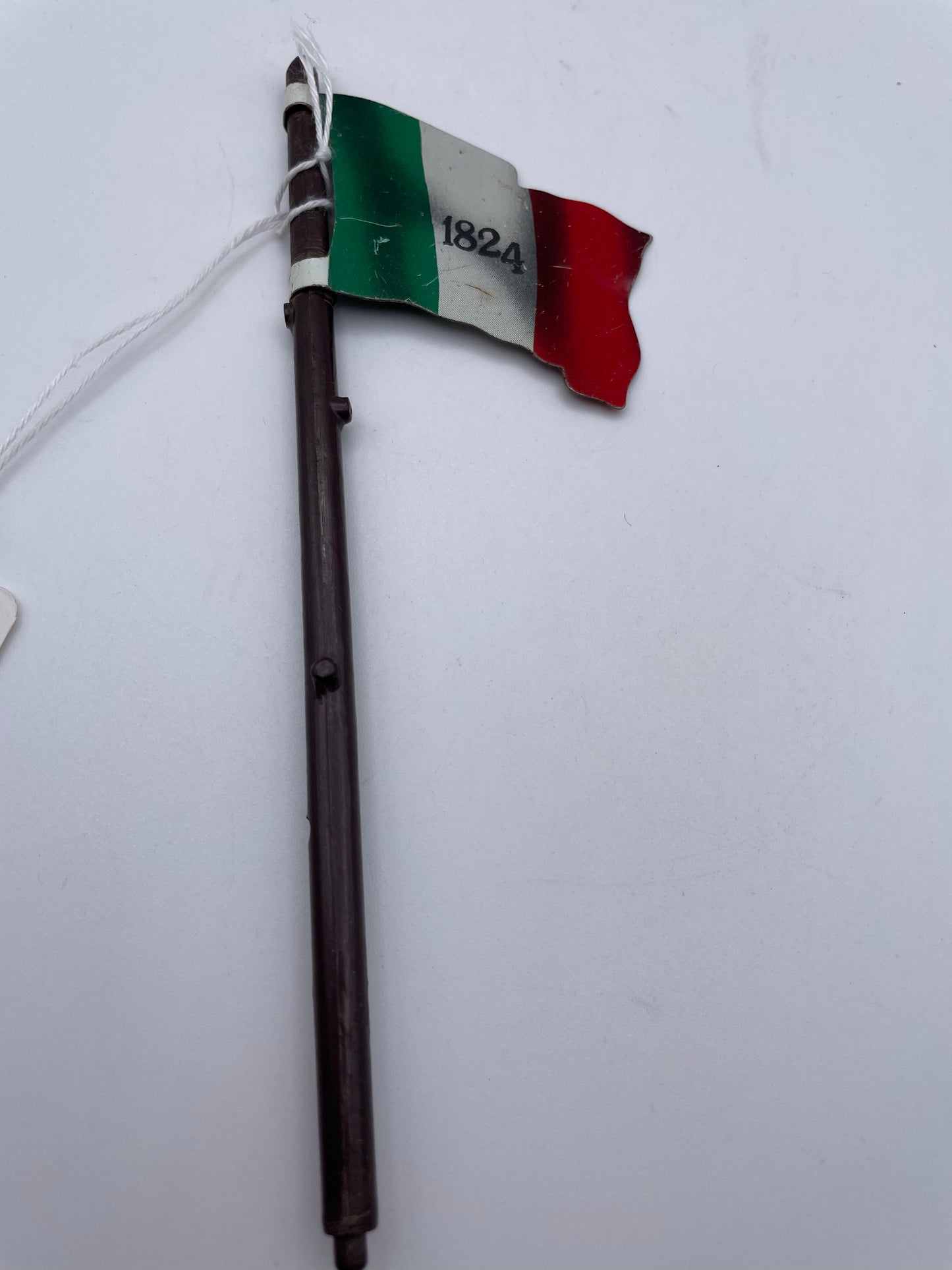 Marx Tin Alamo Flag #101735
