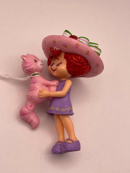 Strawberry Shortcake - Figure with Cat 2005 #100816