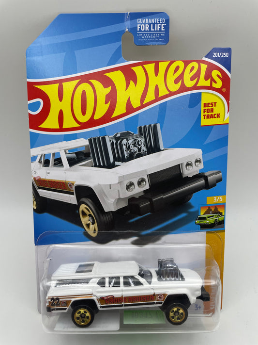 Hot Wheels - Wagons #201 3/5 ‘94 Cruiser Bruiser White 2022 #103171