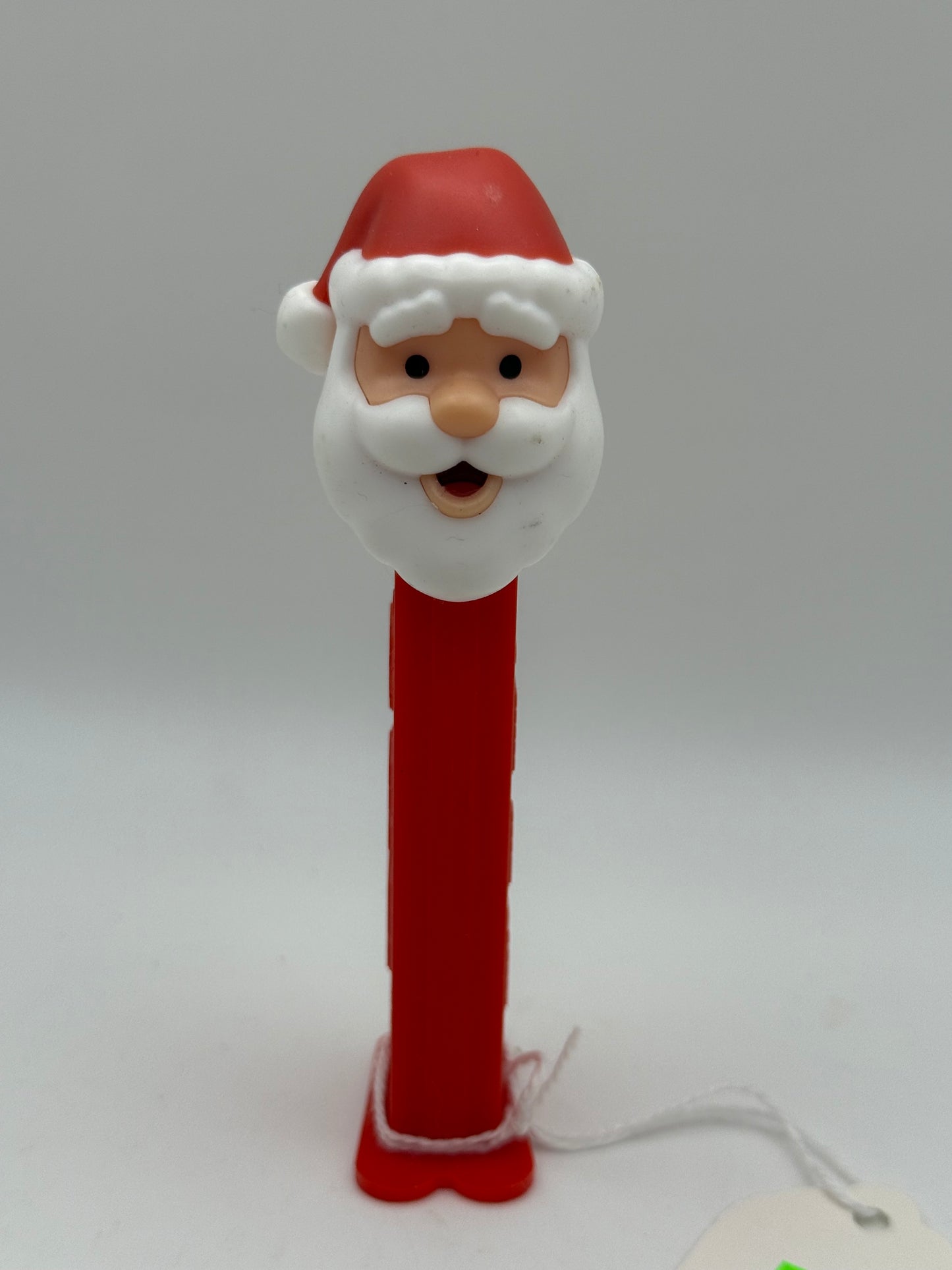 PEZ - Mfg China - Santa Black Eyes 2020 #107547