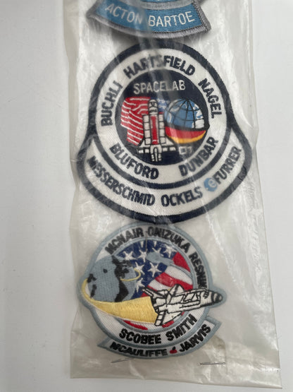 Kennedy Space Center - 10 Flights Challenger Emblem Collection 1986 #103540