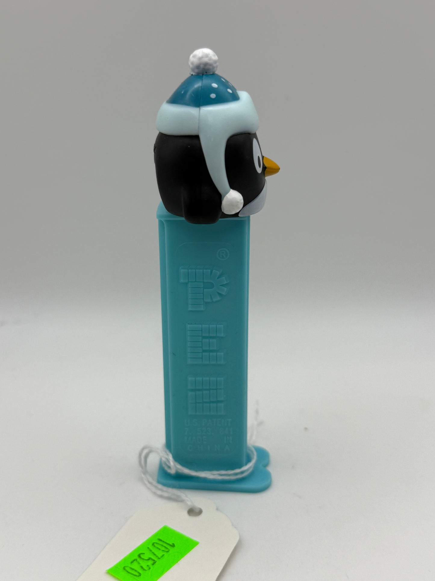 PEZ - Mfg China - Penguin Blue Hat 2013 #107520