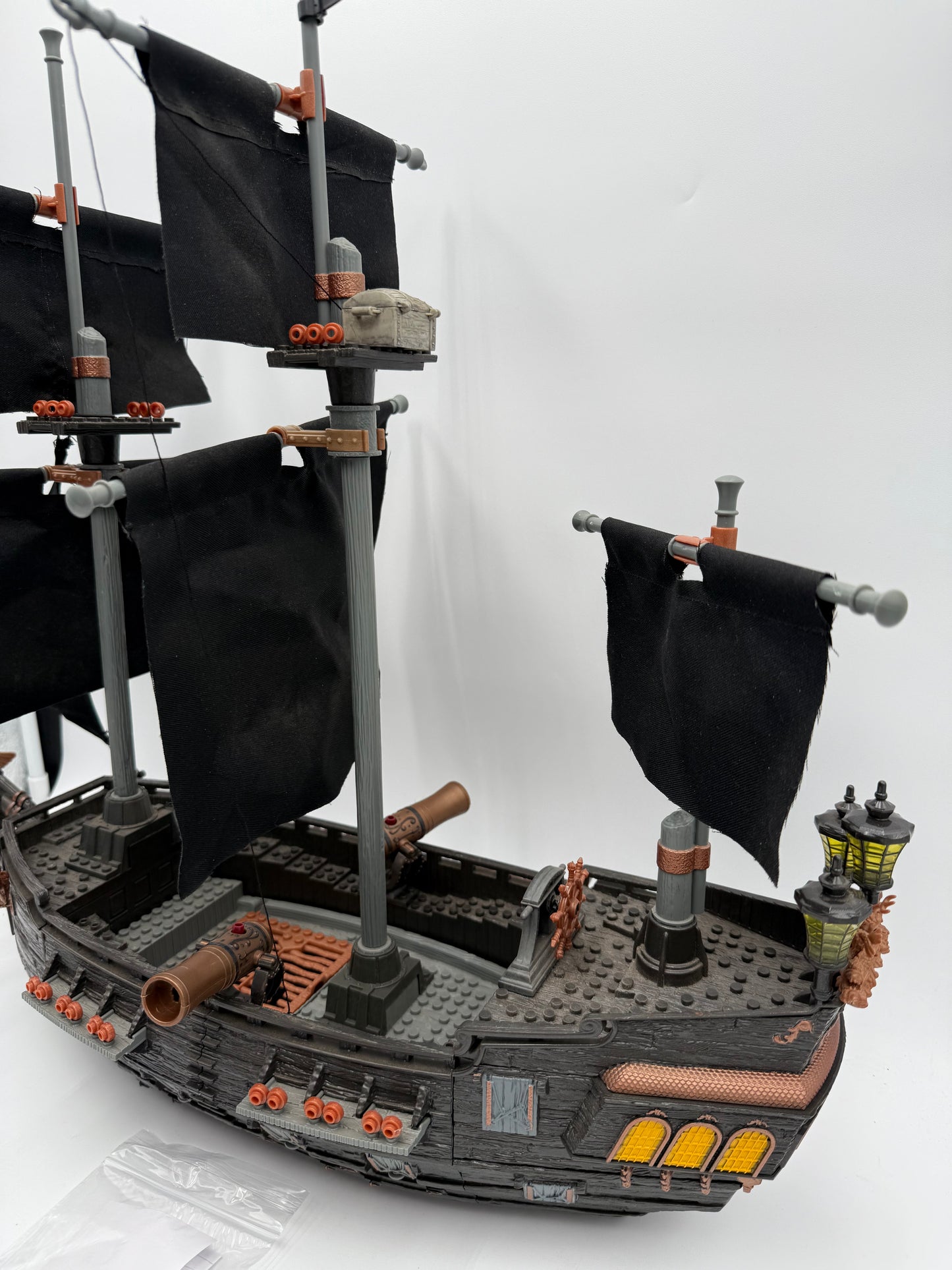 Mega Bloks - Pirates of the Caribbean - Black Pearl 1017 - 2006 #104939
