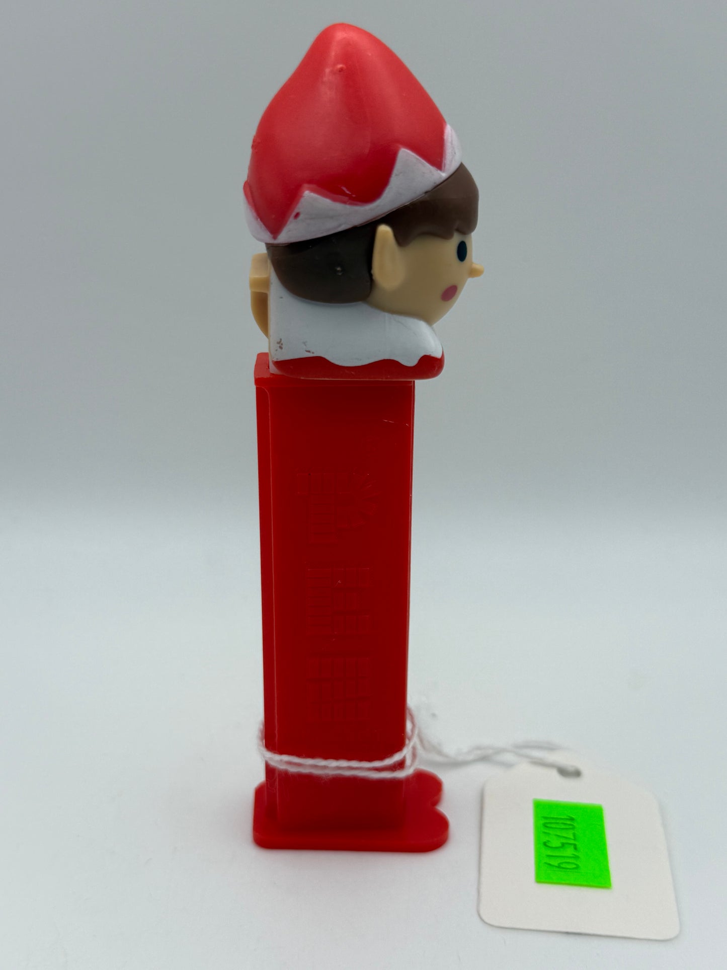 PEZ - Mfg China - Elf Red White Hat 2014 #107519