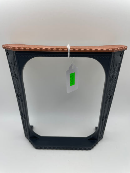 Monster High Deluxe School - Bronze / Black Table #103000