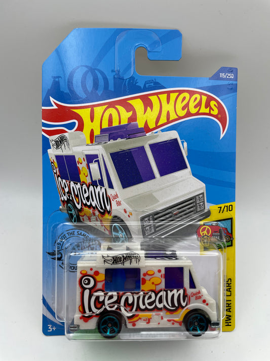 Hot Wheels - Art Cars #115 7/10 Quick Bite White 2020 #103255