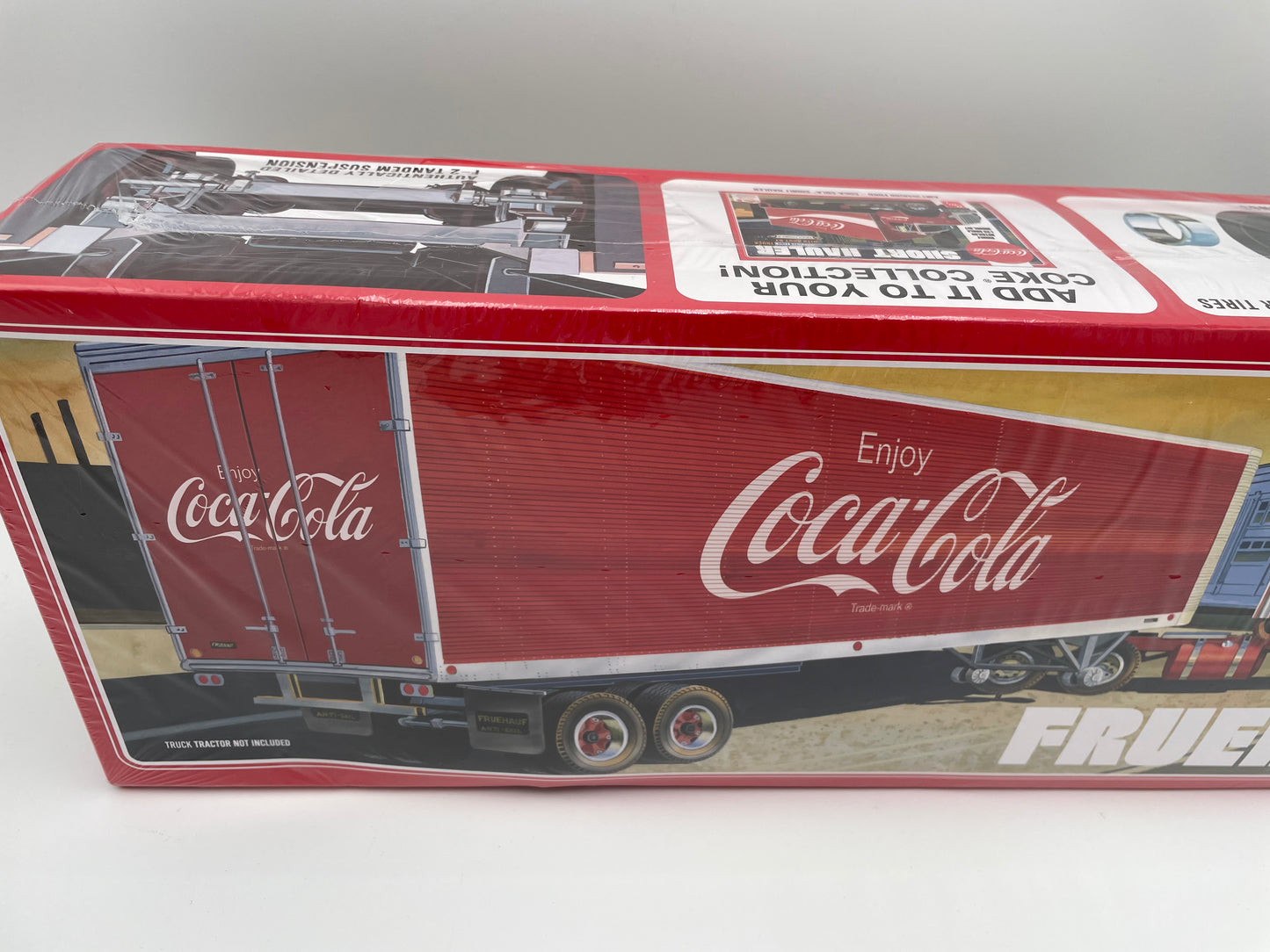 AMT - Coca Cola Semi Model Kit 2018 #102499 – Bird n’ Squirrel