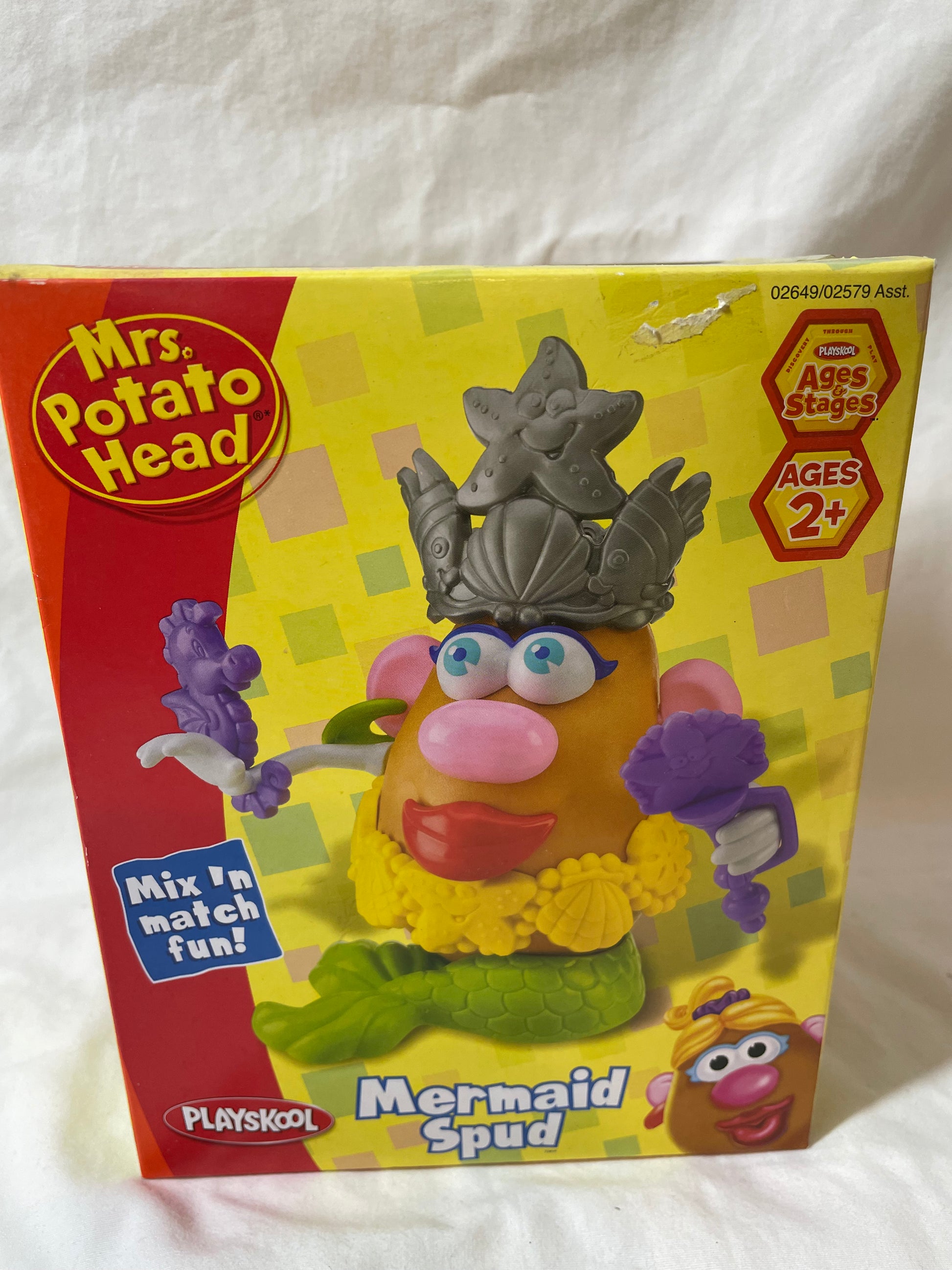  Potato Head Mrs. Potato Head Classic Toy For Kids Ages 2 and  Up, Includes 12 Parts and Pieces to Create Funny Faces : Toys & Games