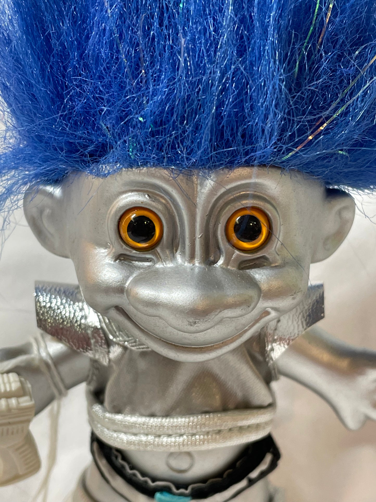 Trolls (Vintage) - Silver Space Martian 6” #100106